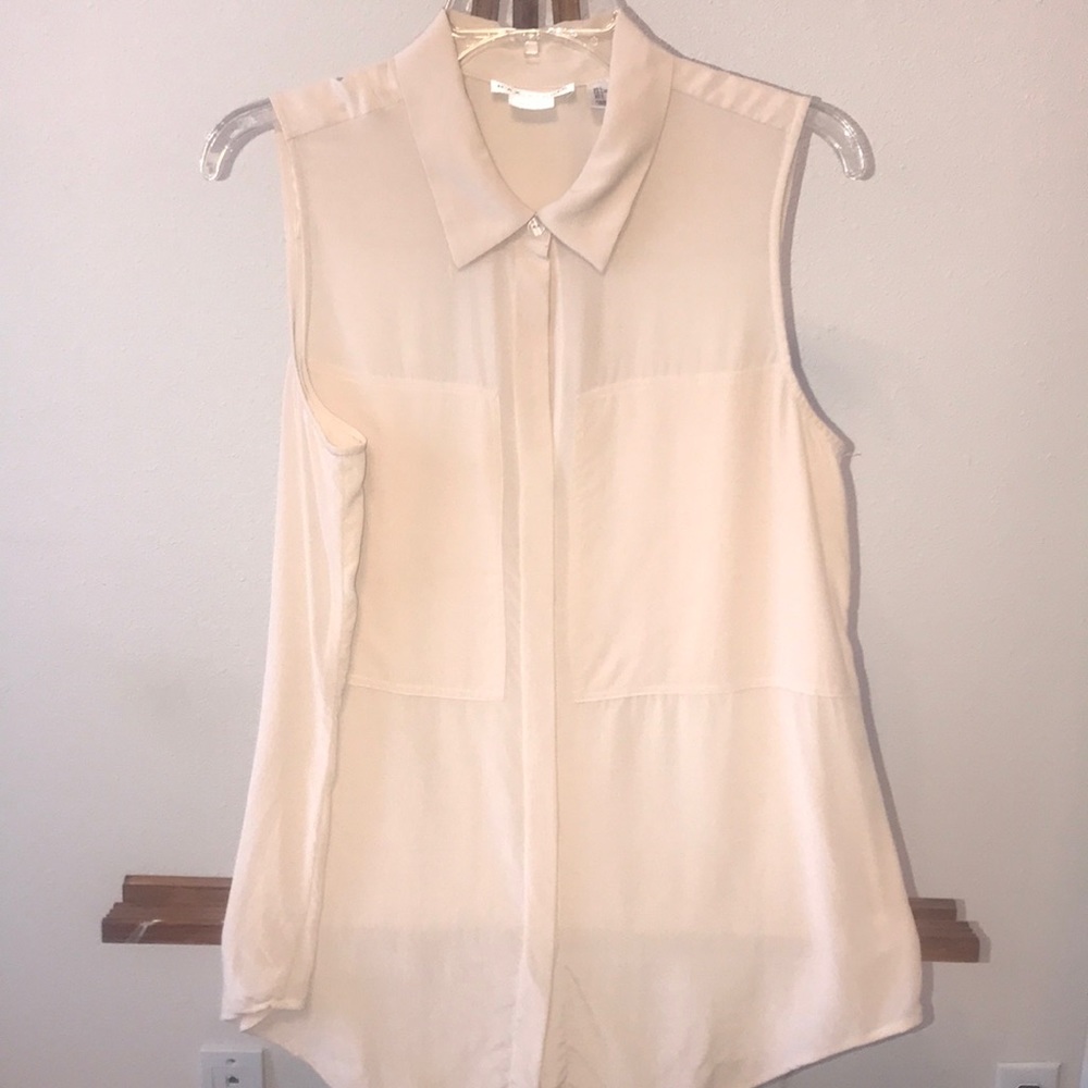 Max Studio 100%silk sleeveless blouse